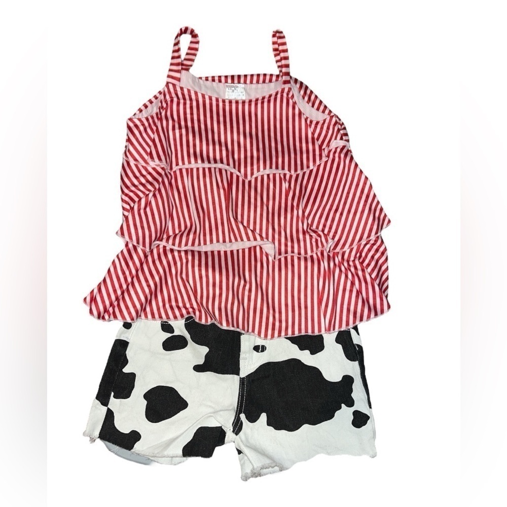 Cows and stripes short set